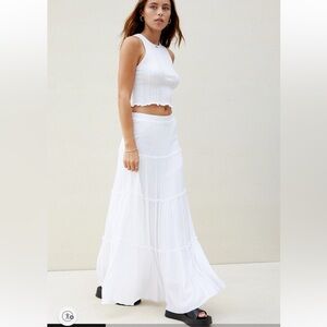 Beverly & Beck white maxi skirt